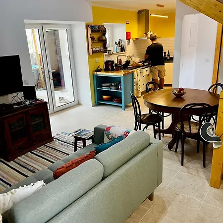 Holiday home Casa Da Curva Mendiga